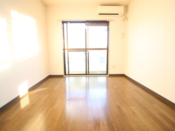 物件内観写真17　(居室)