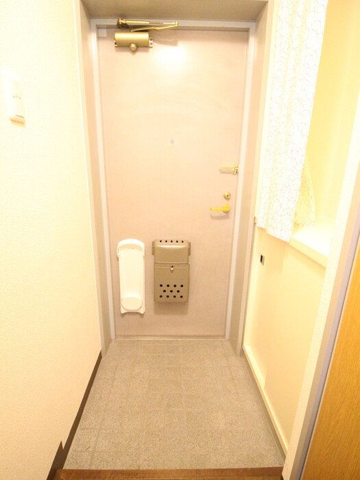 物件内観写真20　(玄関)