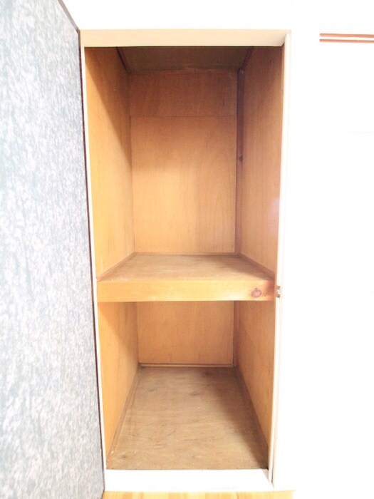 物件内観写真18　(収納)