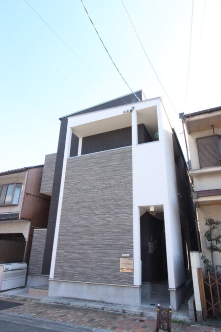 グランデ中村公園外観写真