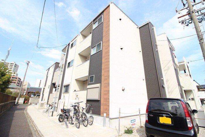 物件外観写真1　(外観写真)