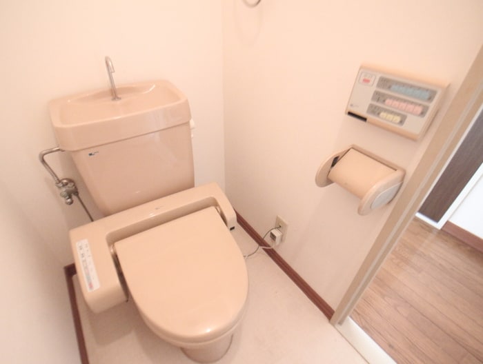 物件内観写真12　(トイレ)