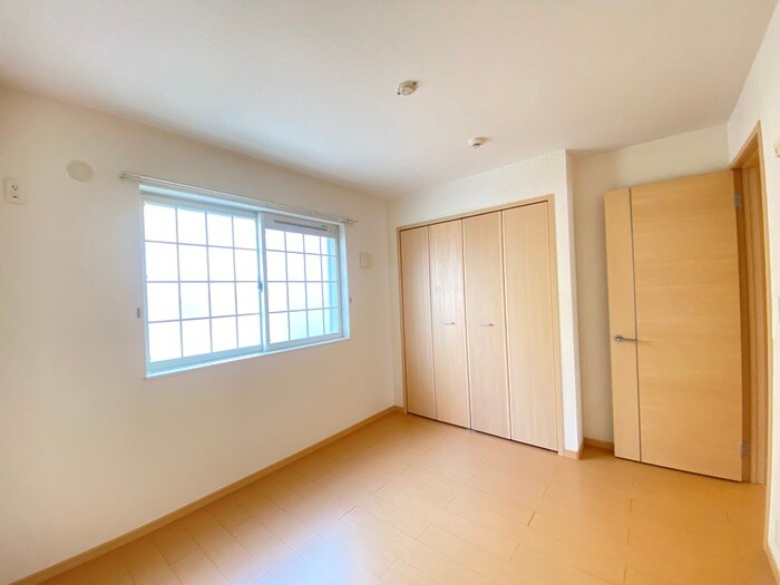 物件内観写真12　(居室)