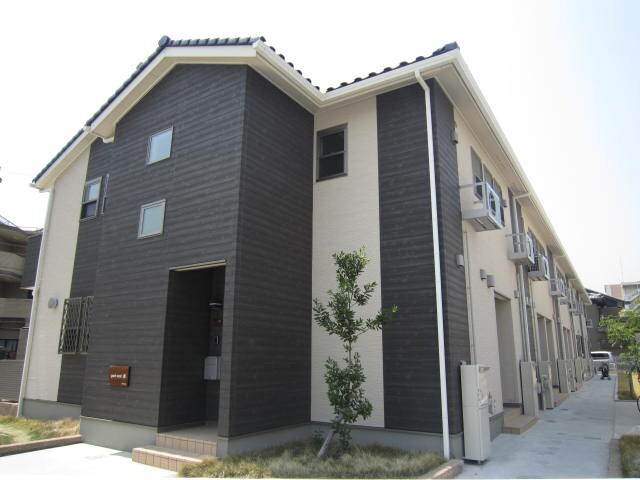 物件外観写真2　(外観写真)