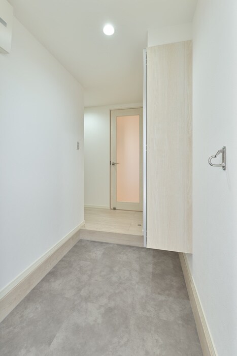 物件内観写真20　(廊下)