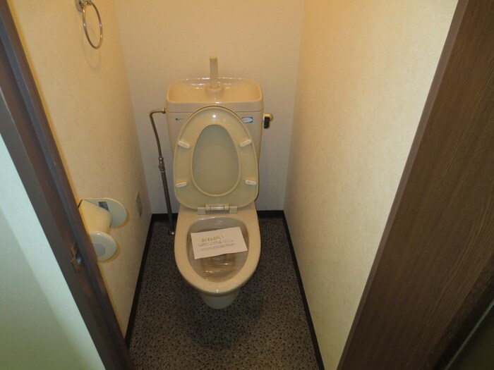 物件内観写真6　(トイレ)