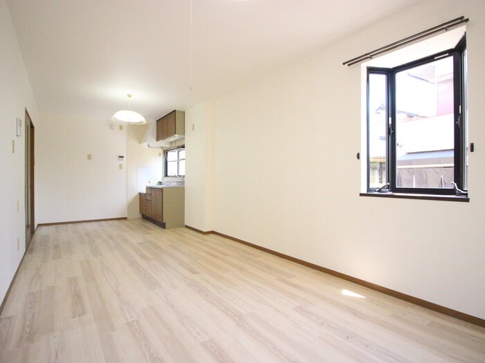 物件内観写真6　(居室)