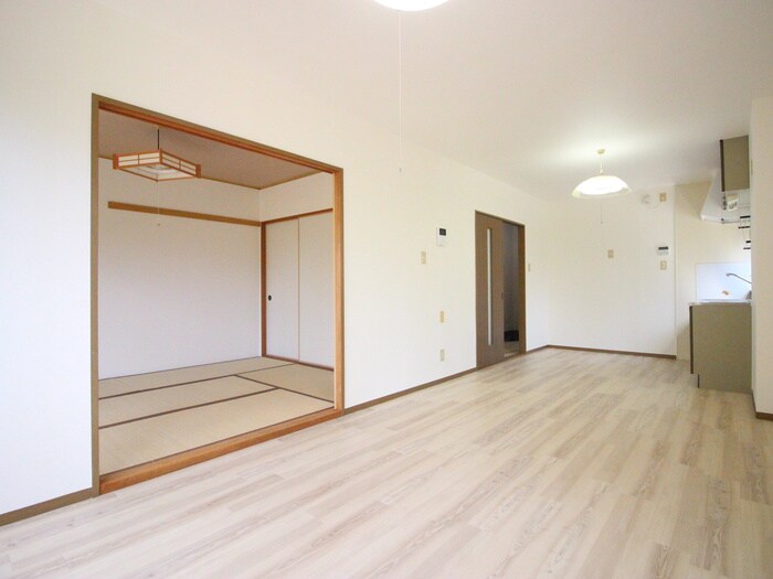 物件内観写真7　(居室)