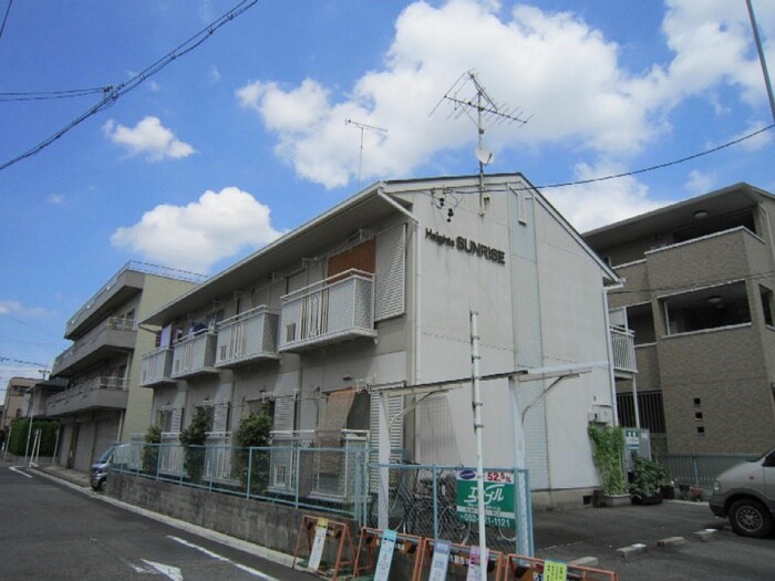 物件外観写真1　(外観写真)