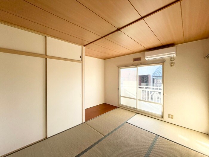 物件内観写真8　(居室)