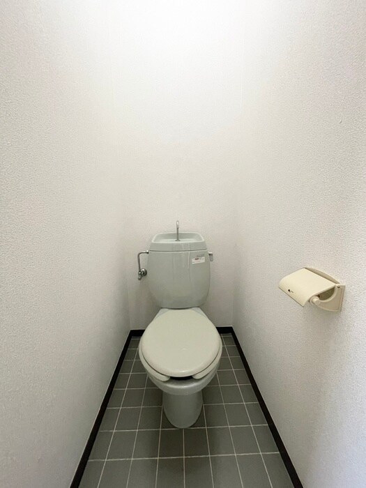 物件内観写真13　(トイレ)