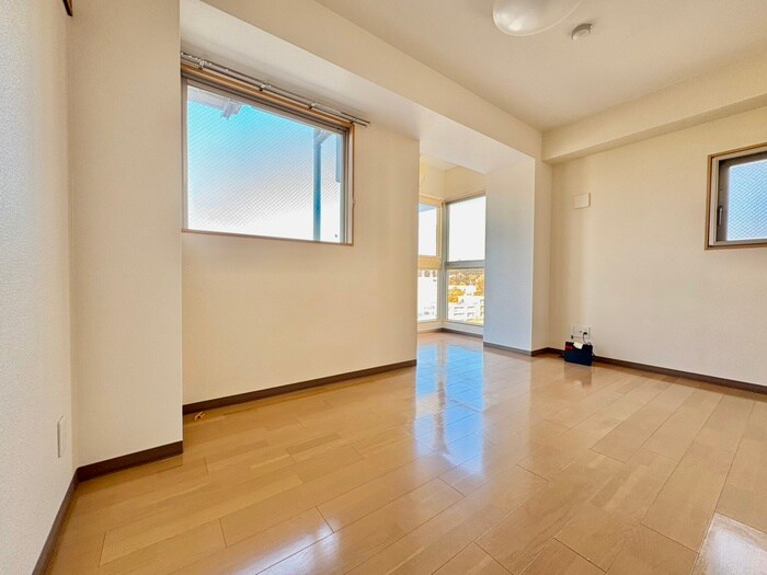 物件内観写真7　(居室)