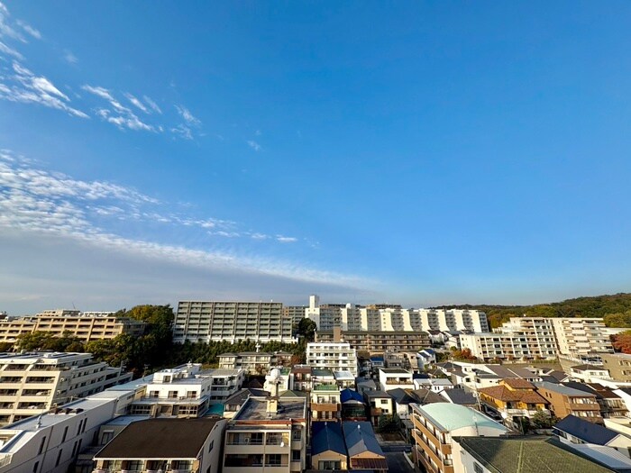 物件内観写真14　(室内からの展望)