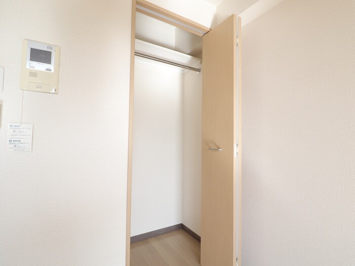 物件内観写真17　(収納)