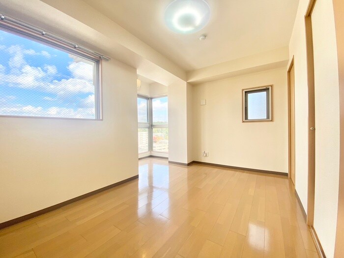 物件内観写真21　(居室)