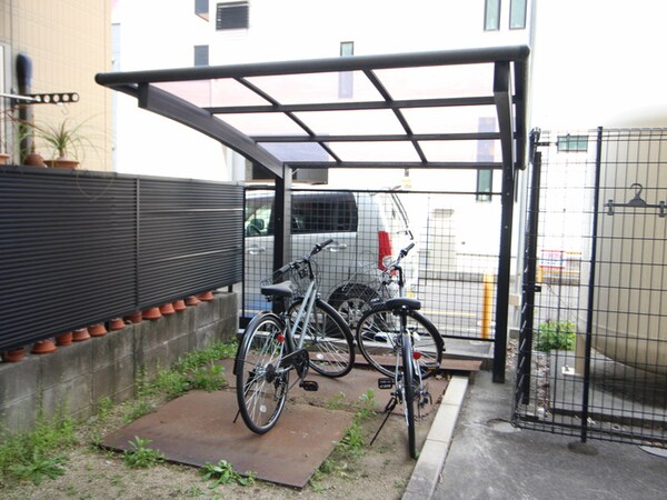 駐輪場