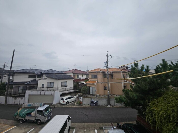 物件内観写真14　(室内からの展望)