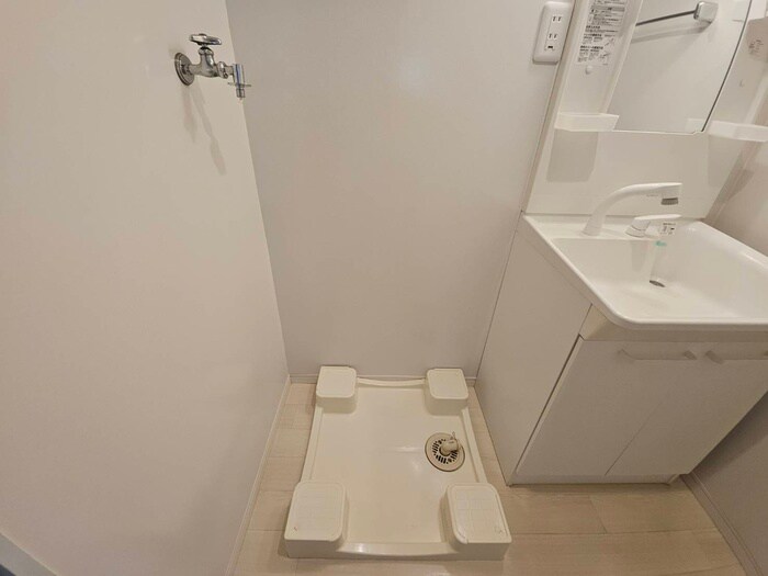 物件内観写真22　(洗濯機置場)