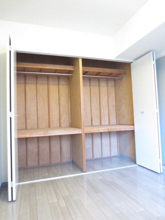 物件内観写真11　(収納)