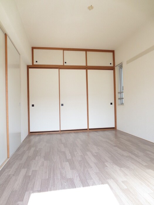 物件内観写真12　(居室)