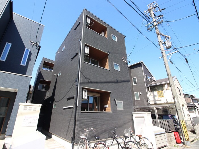 物件外観写真1　(外観写真)