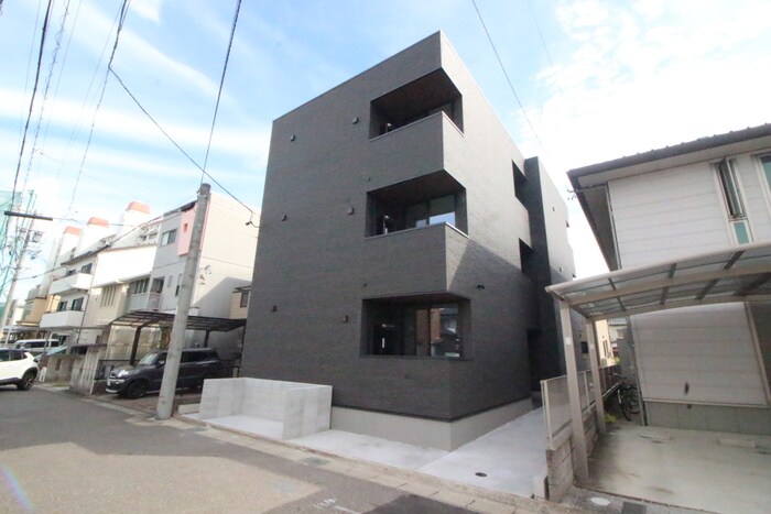 物件外観写真1　(外観写真)