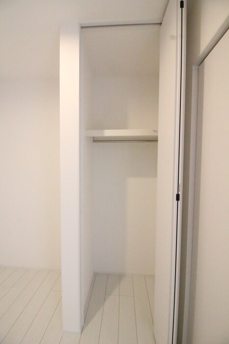 物件内観写真10　(収納)