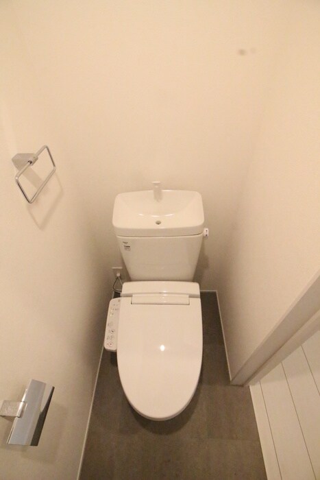 物件内観写真15　(トイレ)