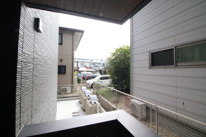 物件内観写真19　(室内からの展望)