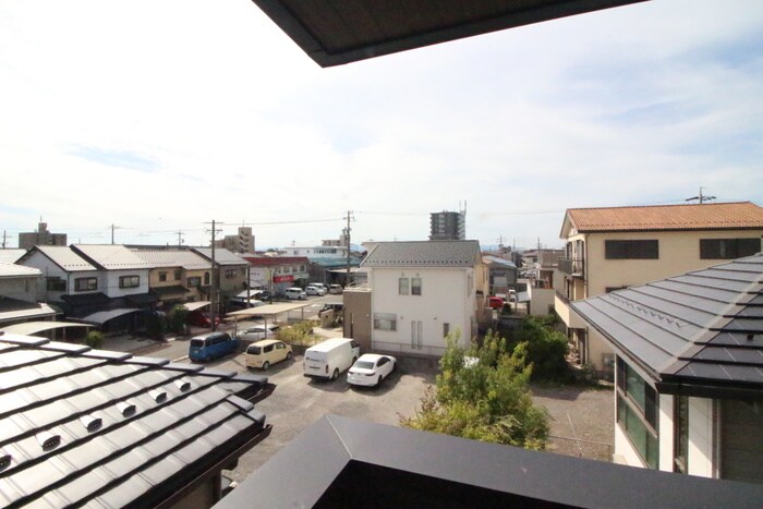 物件内観写真19　(室内からの展望)