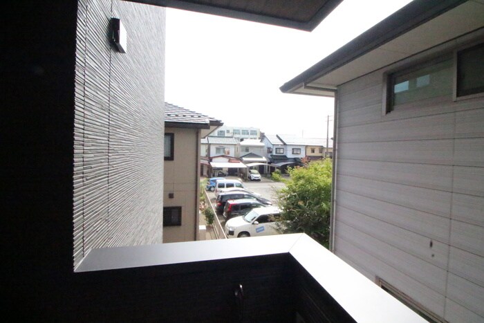 物件内観写真20　(室内からの展望)