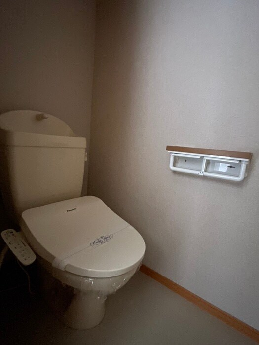 物件内観写真11　(トイレ)