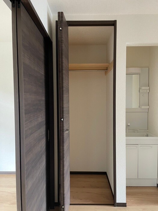 物件内観写真17　(収納)