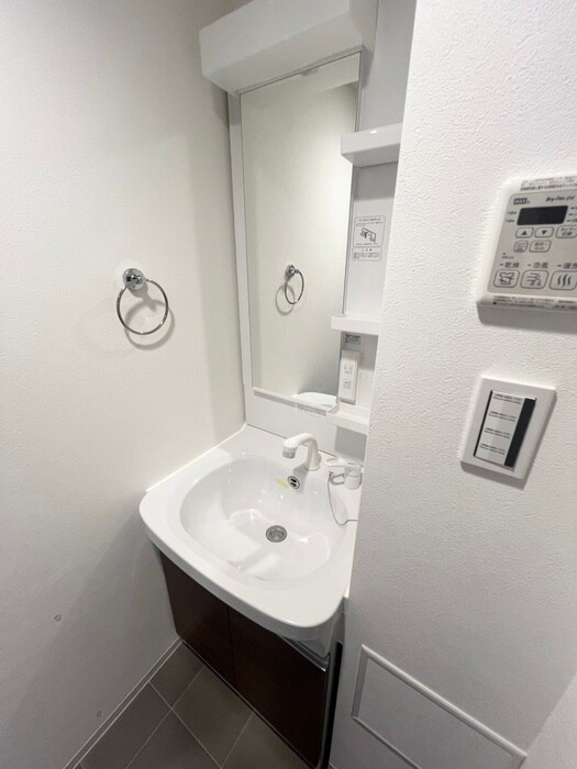 物件内観写真10　(洗面)