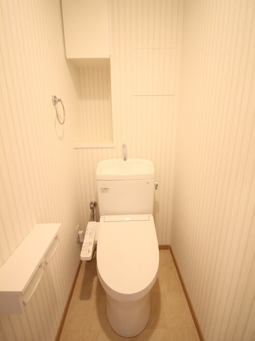 物件内観写真13　(トイレ)