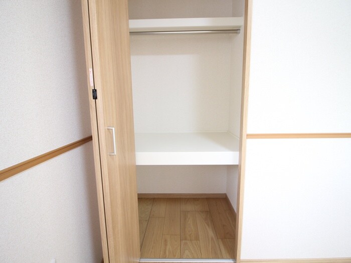 物件内観写真14　(収納)