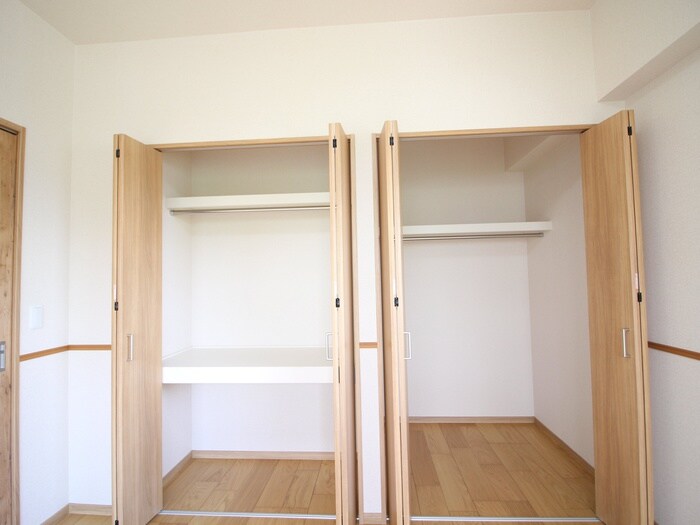物件内観写真15　(収納)