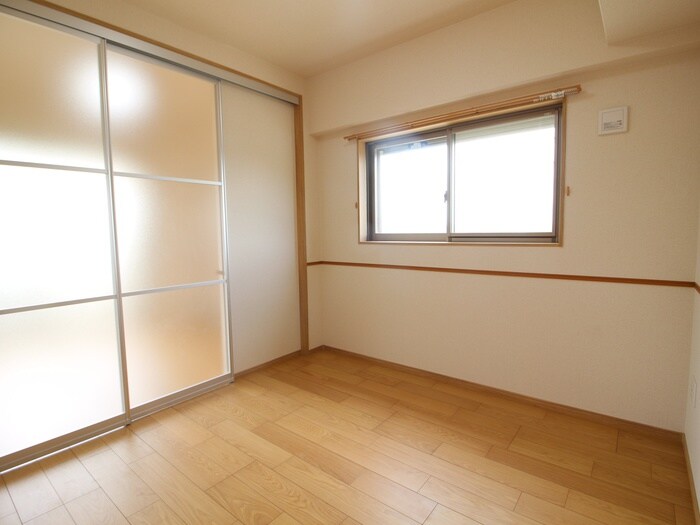 物件内観写真16　(居室)