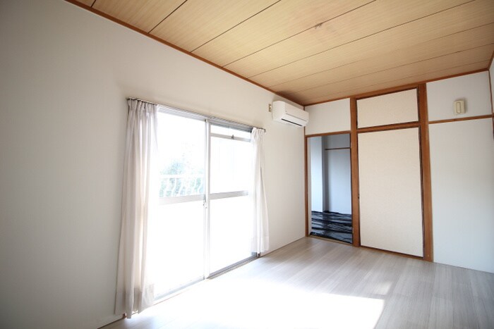 物件内観写真8　(居室)