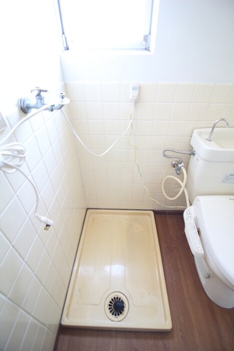 物件内観写真14　(洗濯機置場)