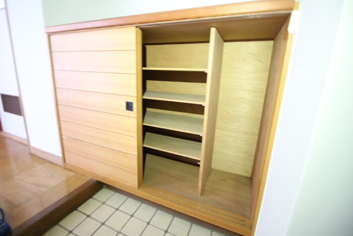 物件内観写真20　(靴箱)