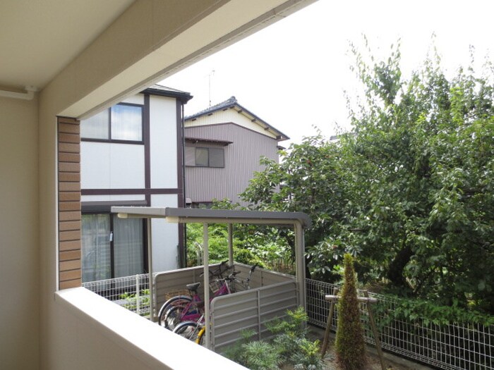 物件内観写真18　(室内からの展望)