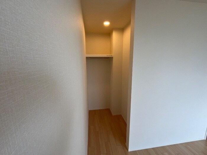 物件内観写真11　(収納)