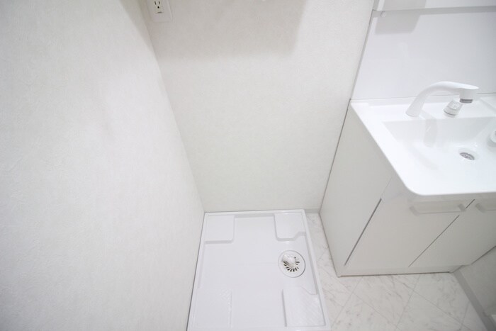 物件内観写真13　(洗濯機置場)