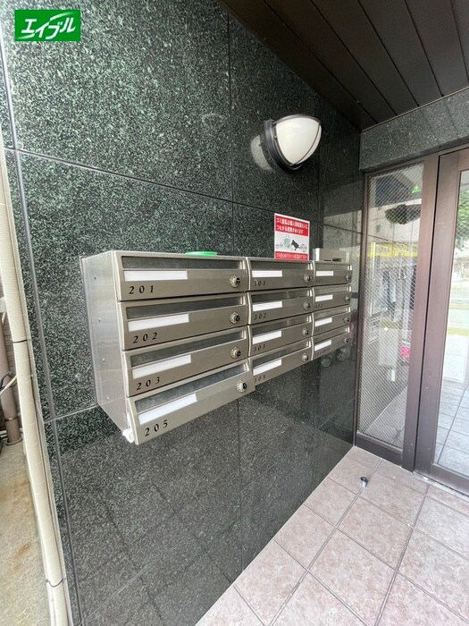 物件外観写真3　(建物設備)