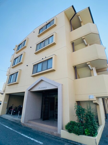 ｱｰﾊﾞﾝライフ外観写真