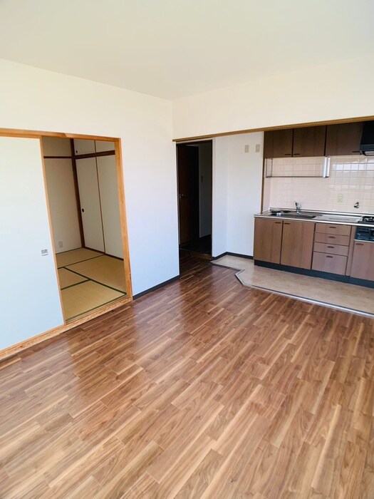 物件内観写真15　(居室)