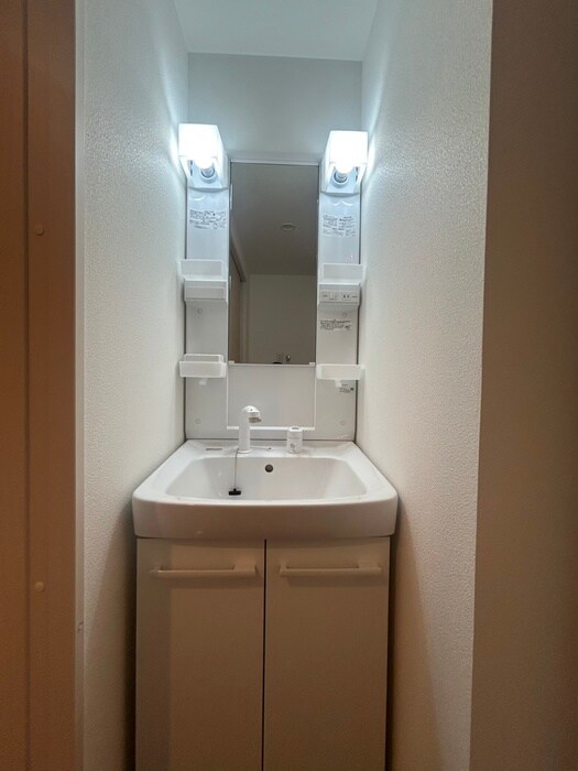 物件内観写真11　(洗面)