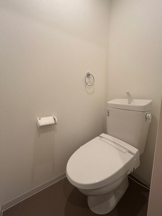 物件内観写真12　(トイレ)