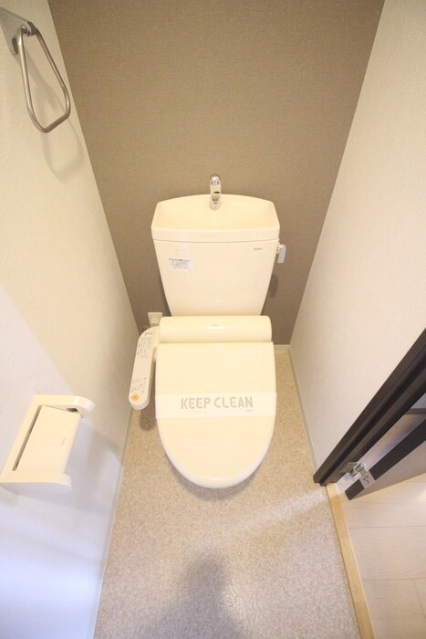 物件内観写真8　(トイレ)